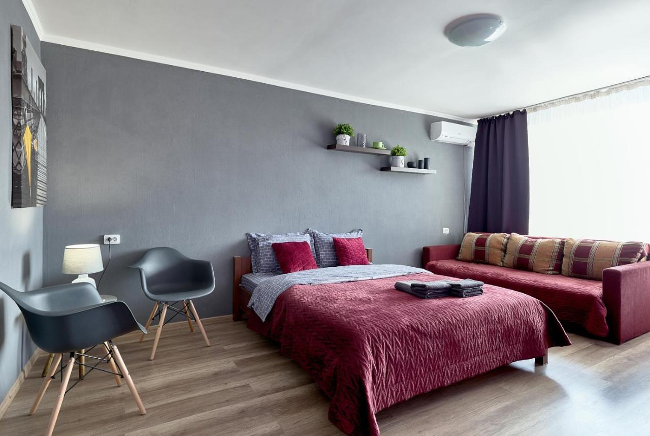 Dve Bolshie Spalni: Central Apartment near Gulliver Mall Kyiv Exterior photo