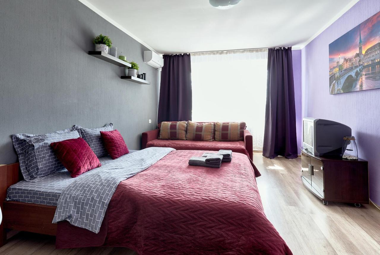 Dve Bolshie Spalni: Central Apartment near Gulliver Mall Kyiv Exterior photo